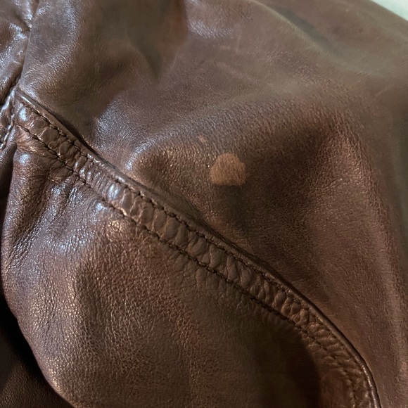 Women’s medium Danier brown leather jacket. - Picture 6 of 6